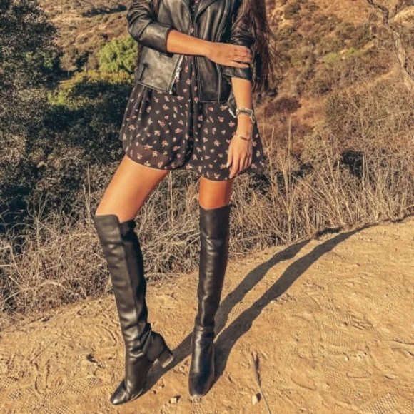 $795 Stuart Weitzman just over the knee boots black suede women size 8